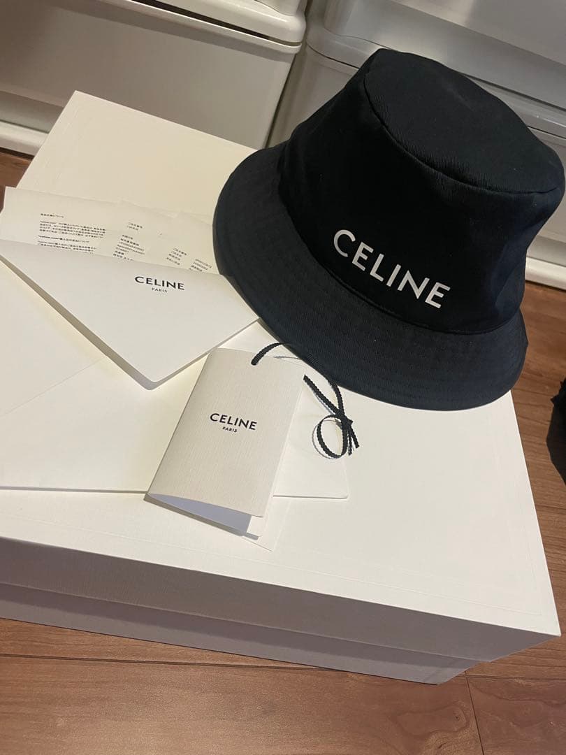 正規品 美品 セリーヌ バケハ L