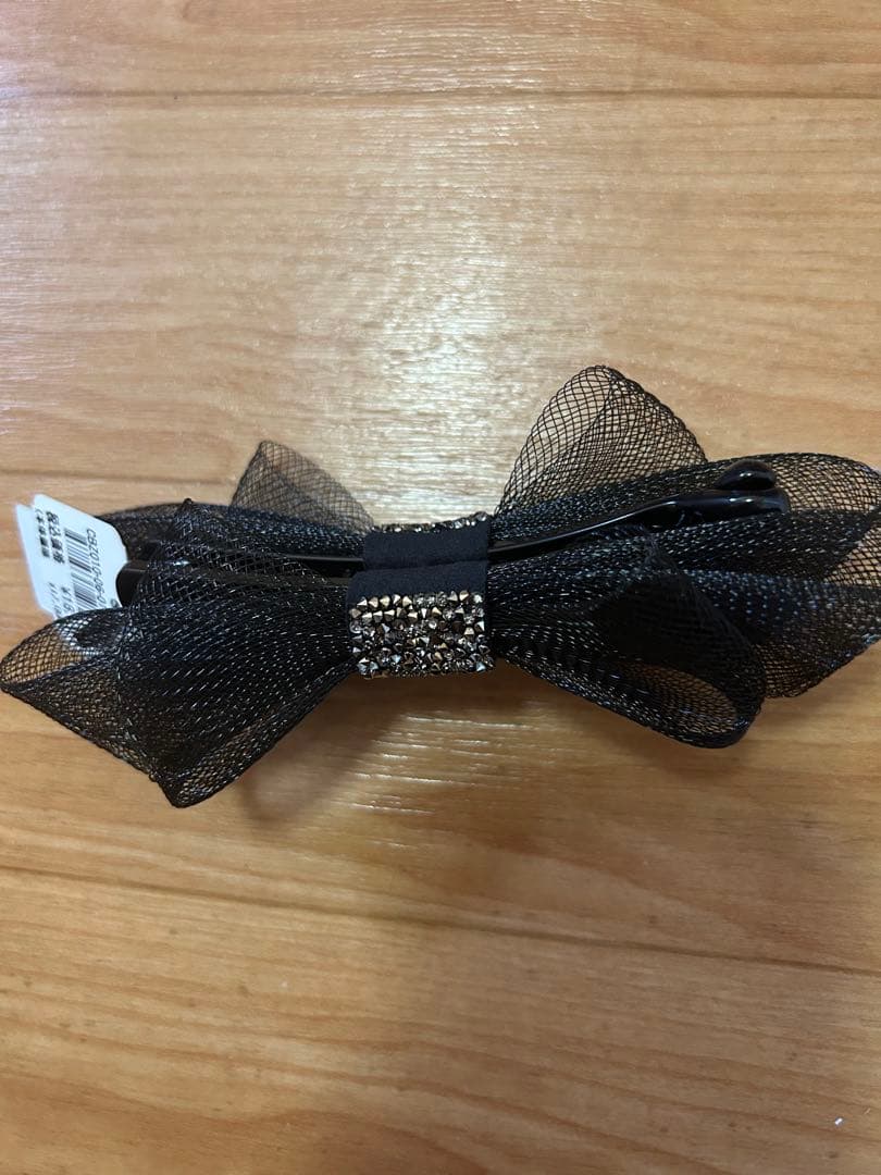 ブラックメッシュリボンバナナクリップ　コンプレックスビズ