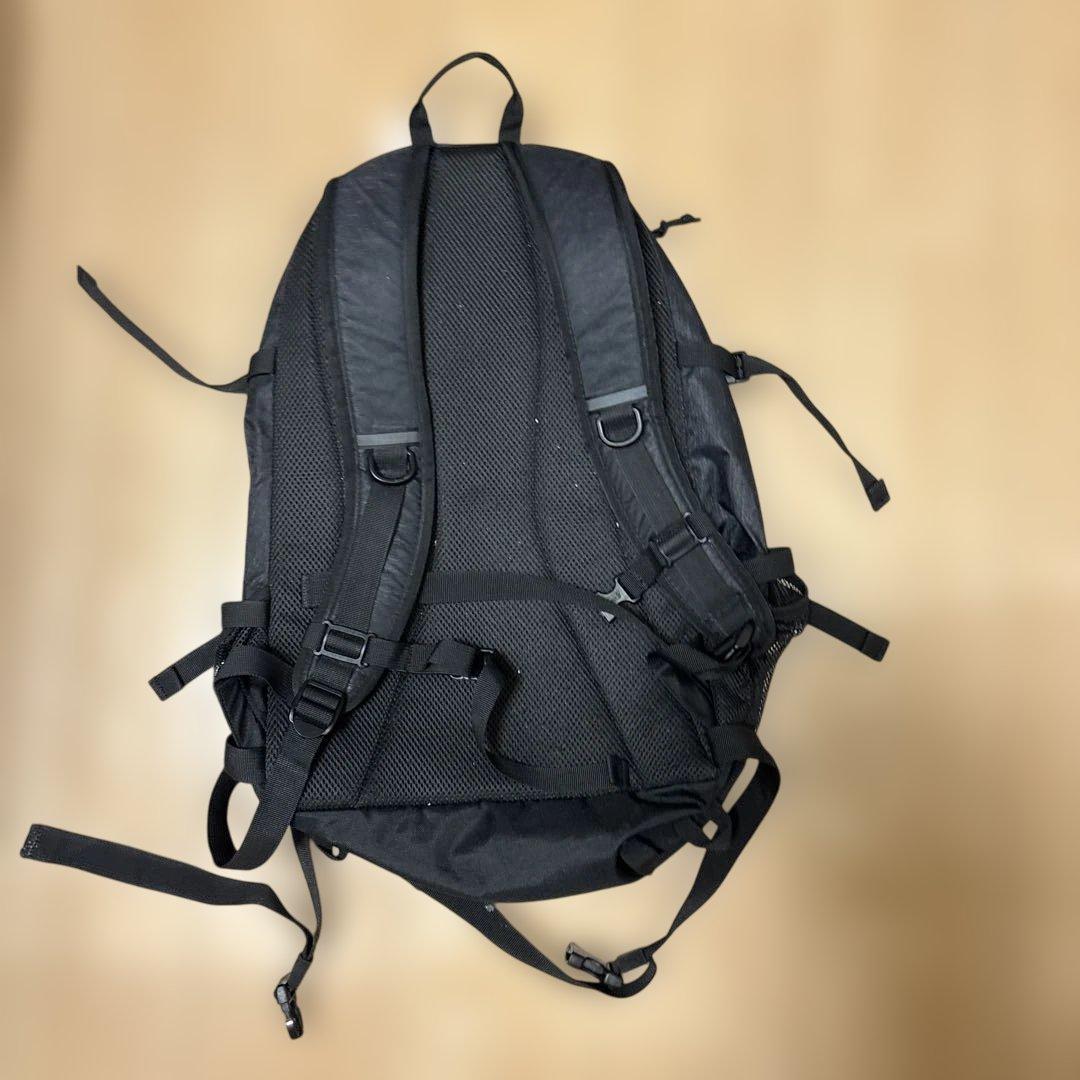 Coleman ブラック リュック ミッキー刺繍