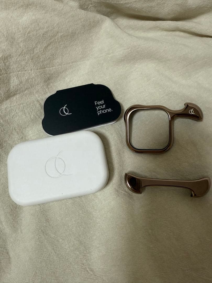 Arc Pulse iPhone16 proローズブロンズ