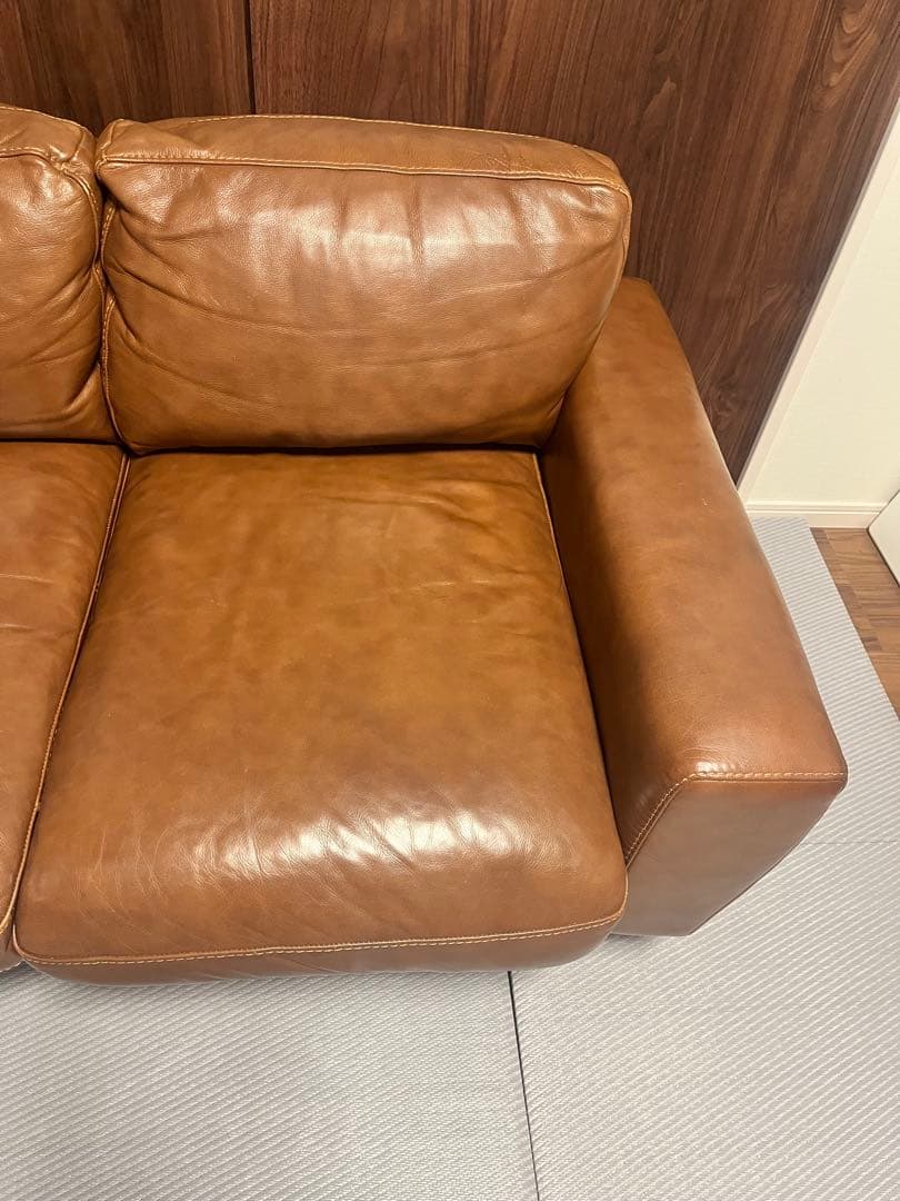 【送料込】unicoウニコ　MOLNモルン レザーソファ3シーター　3人掛け