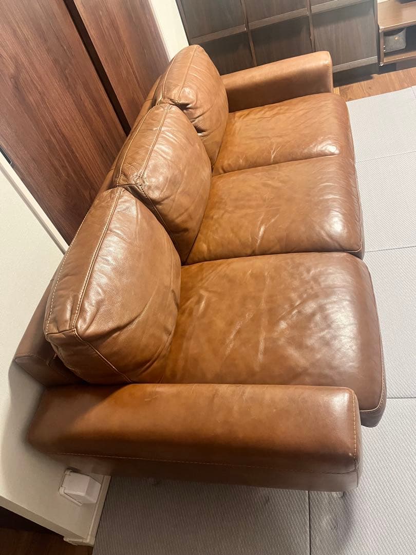 【送料込】unicoウニコ　MOLNモルン レザーソファ3シーター　3人掛け