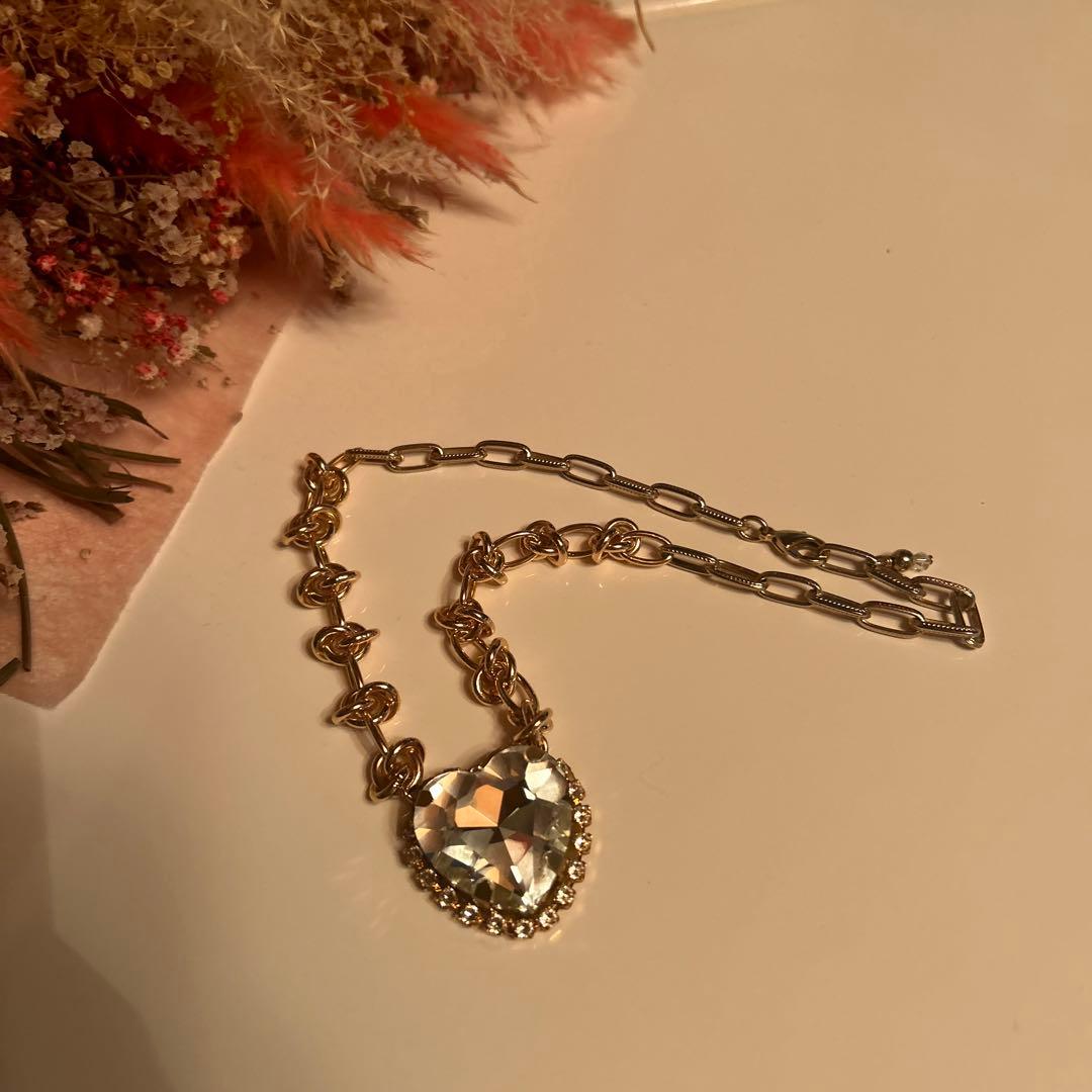 ハート型クリスタルネックレス　クリア