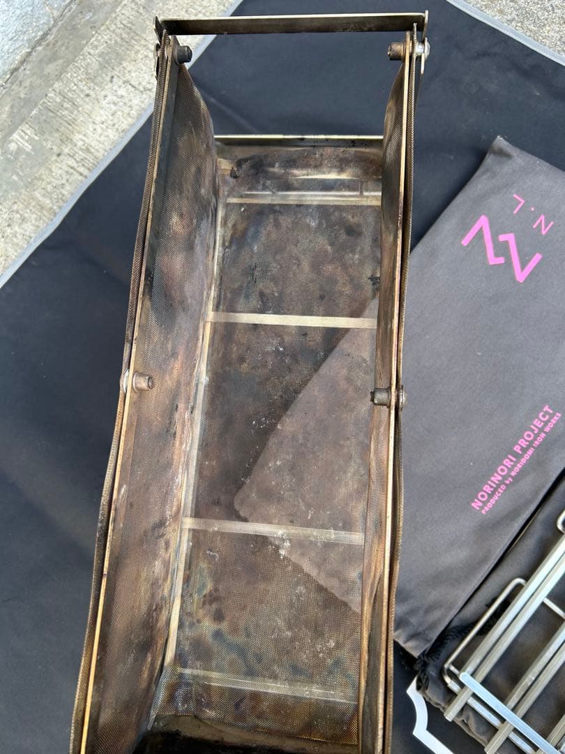 ノリノリライフ　ヨコナガメッシュ焚き火台、スライドゴトクセット