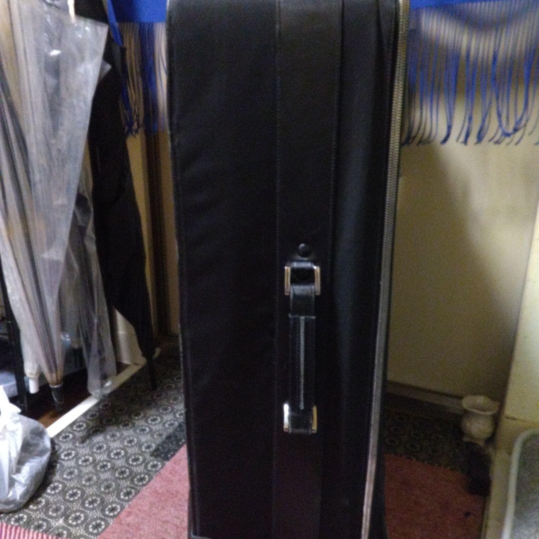 飛*ス様 PRADA ブラック キャリーケース