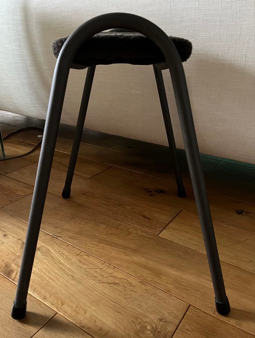 ヴィンテージ　メタル　スツール