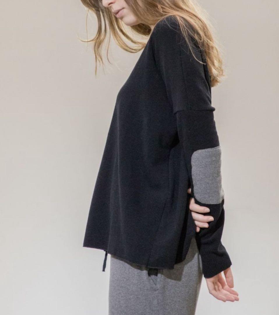 ［美品］album di famiglia Vネック長袖カットソー