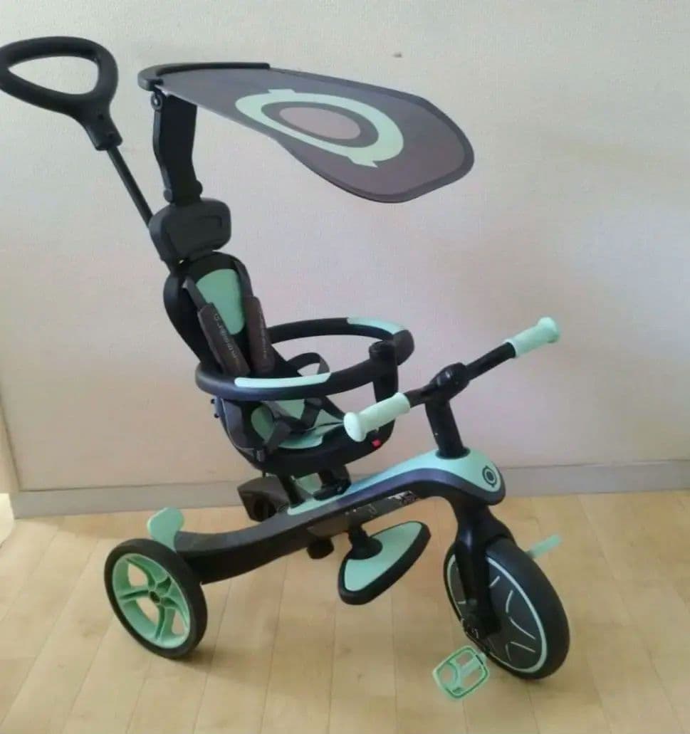 DADWAY限定★GLOBBERエクスプローラトライク4in1　シェード付き