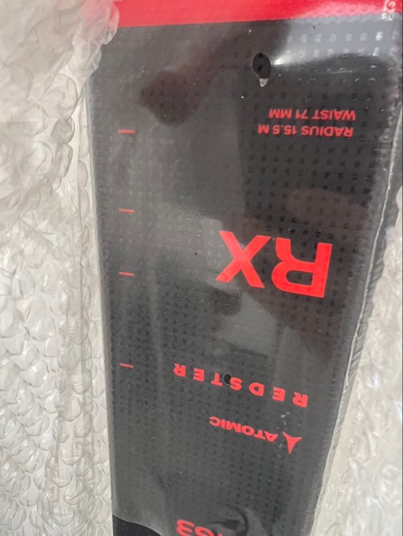 ATOMIC アトミック スキー板 とラインSKIS POLES スキーポール