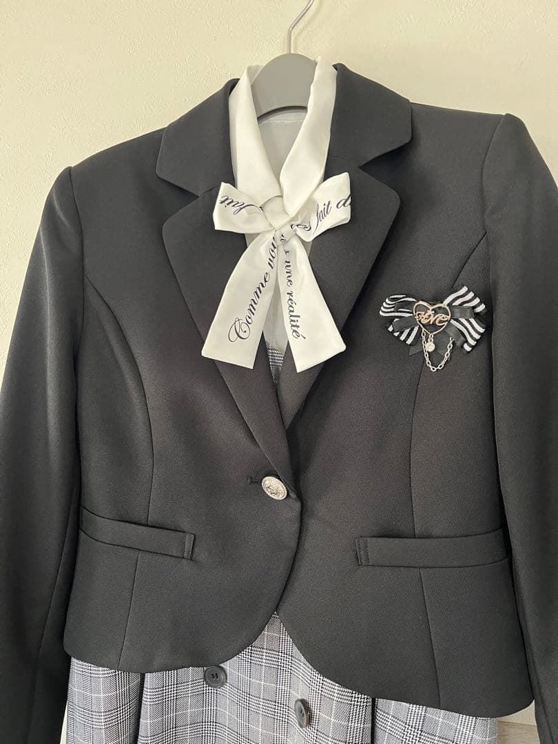 新品　タグ付き　165 卒業式　発表会　フォーマル　スーツ