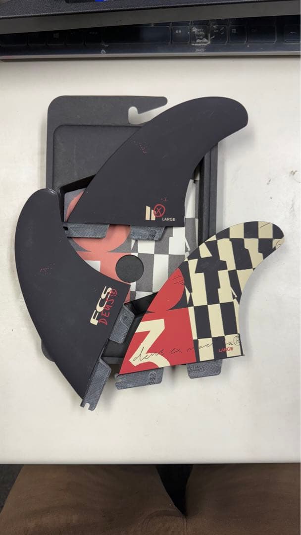 めちゃくちゃカッコいいの入荷！ FCS2 エフシーエス デウストライフィン