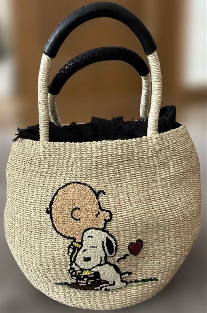 最終値下げ　ヴィオラドーロ　スヌーピー 天然素材　アバカ　ラウンドかごバッグ