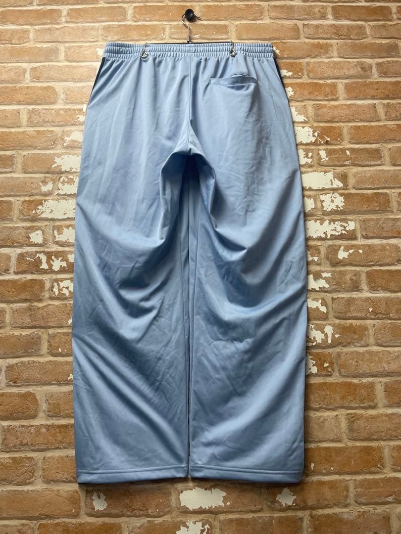 adidas Originals トラックパンツ　ジャージ　刺繍　水色　ワイド