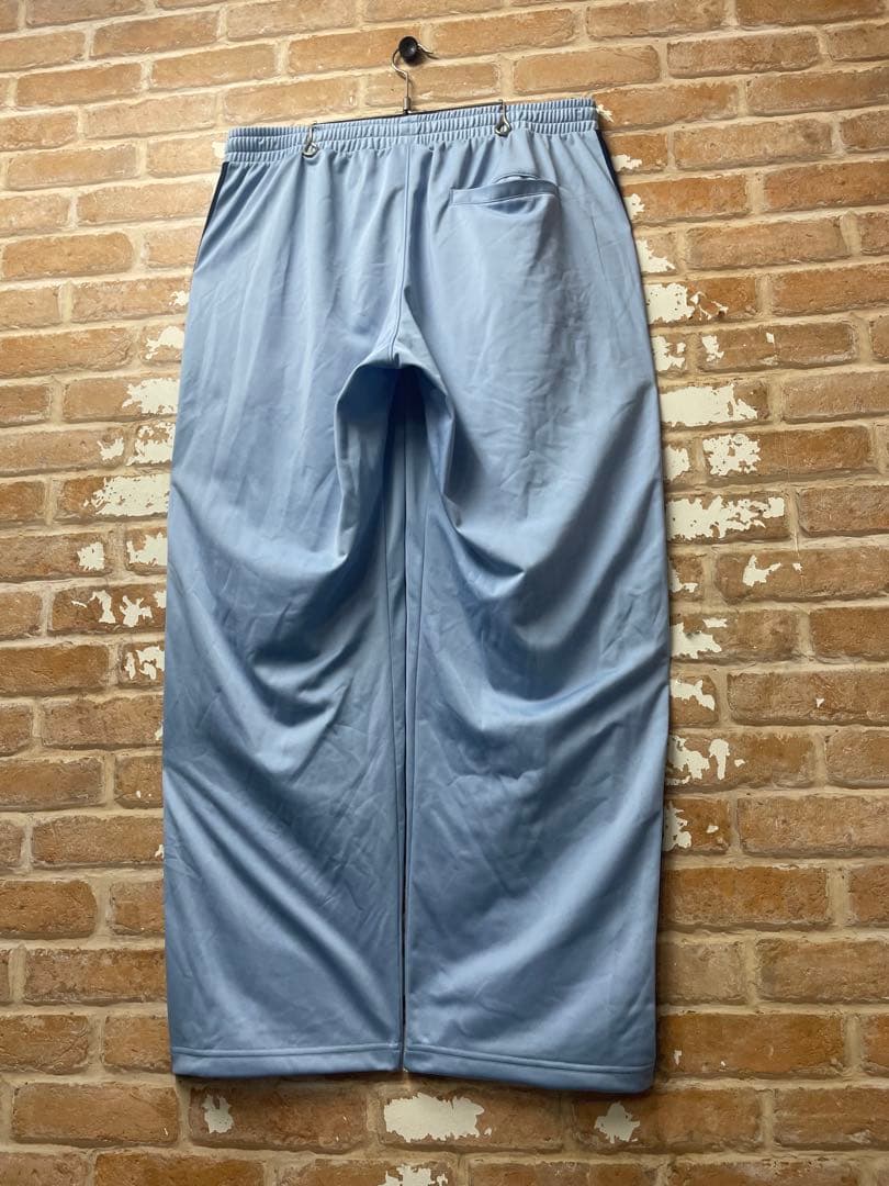 adidas Originals トラックパンツ　ジャージ　刺繍　水色　ワイド