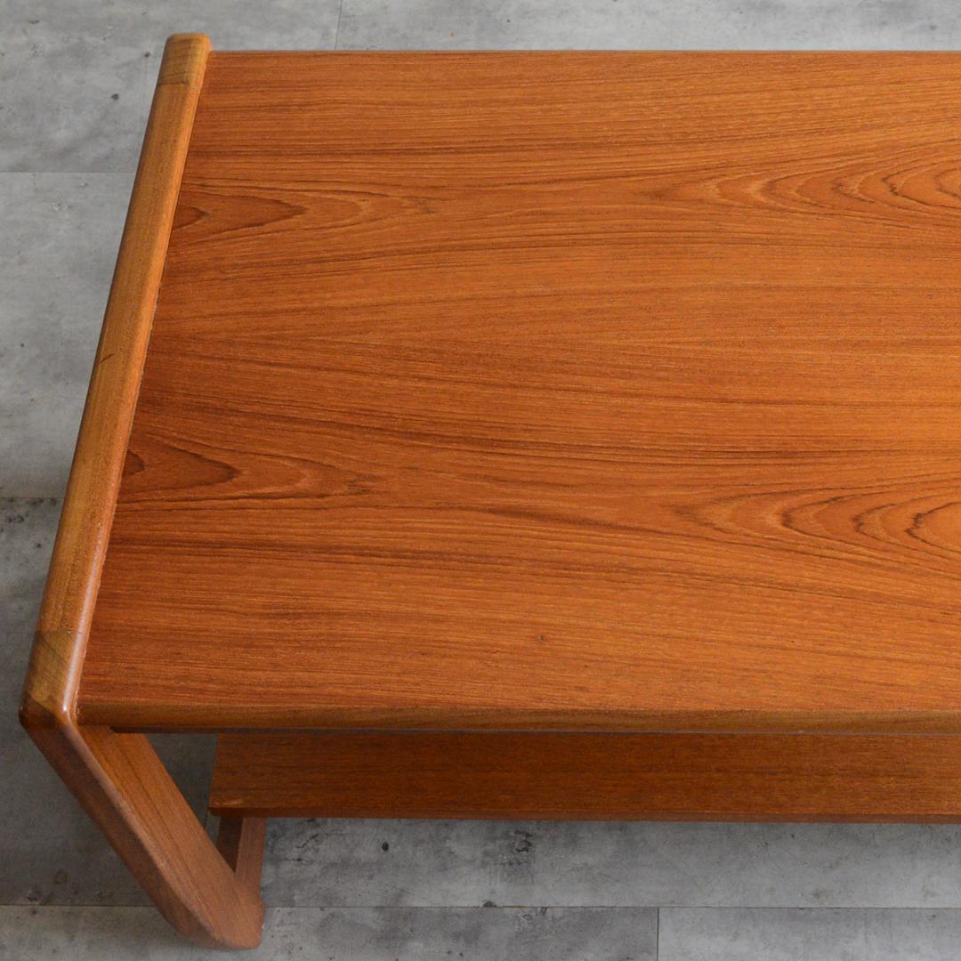 イギリスヴィンテージ ミッドセンチュリー チーク ローテーブル コーヒーテーブル