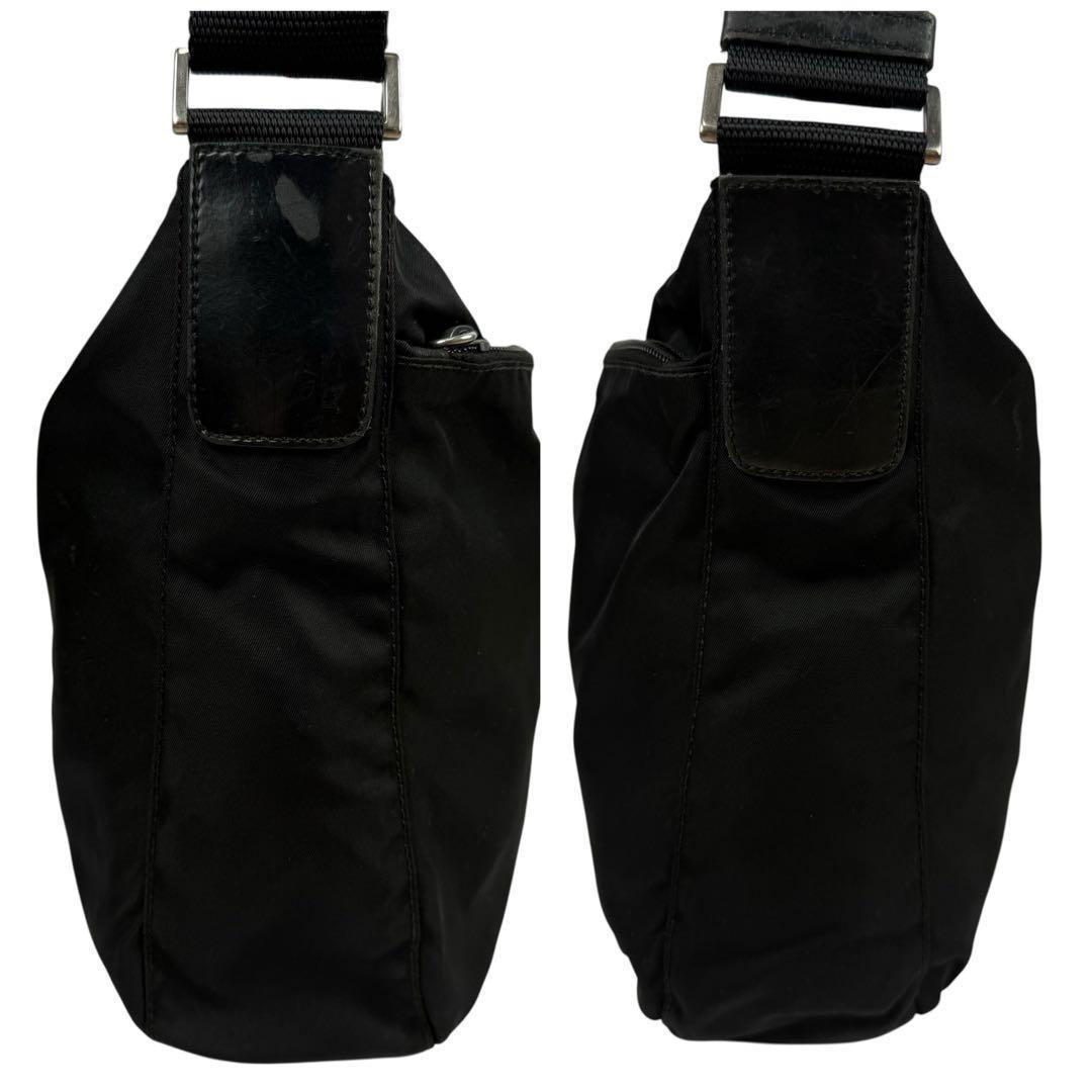 PRADA プラダ カメラバッグ 斜めがけ 三角ロゴ ナイロン ブラック 白タグ