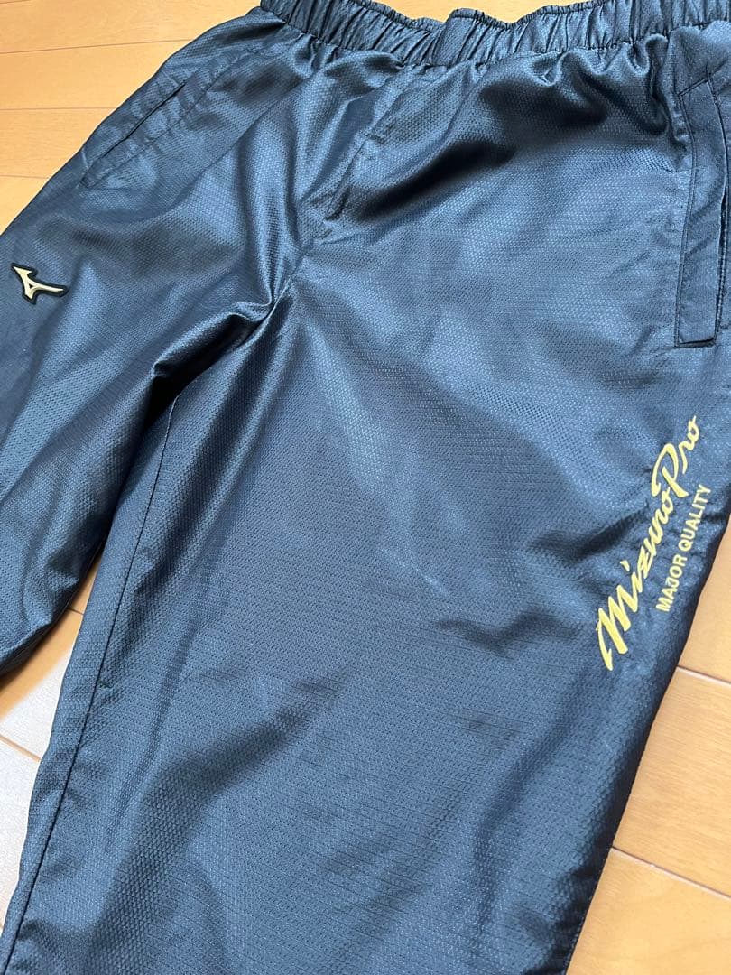 ミズノプロ　ウィンドブレーカー　Ｏサイズ