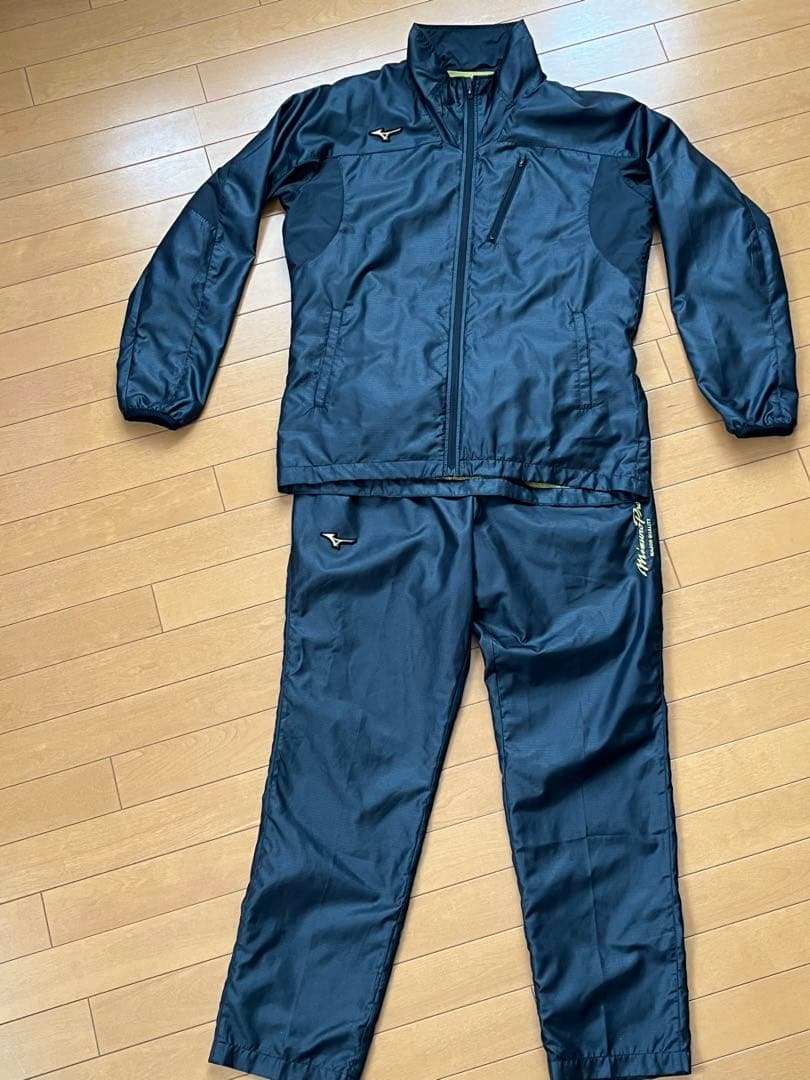 ミズノプロ　ウィンドブレーカー　Ｏサイズ