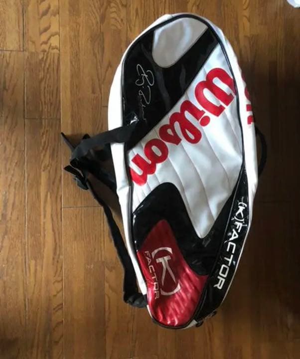 フェデラー　ラケットバック