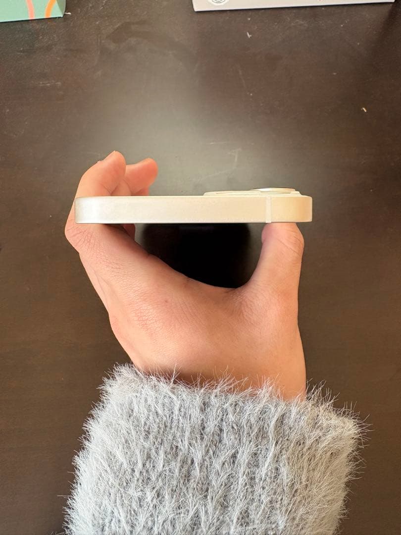 iPhone13 256GB スターライト SIMロックなし