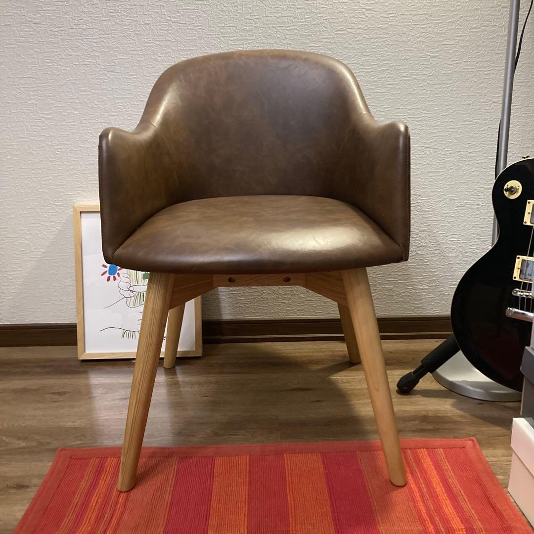【美品】CARA ダイニングチェア ブラウン 合皮