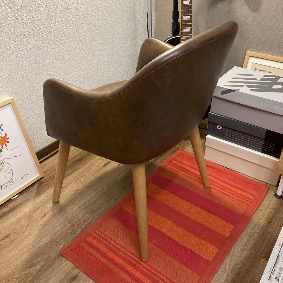【美品】CARA ダイニングチェア ブラウン 合皮