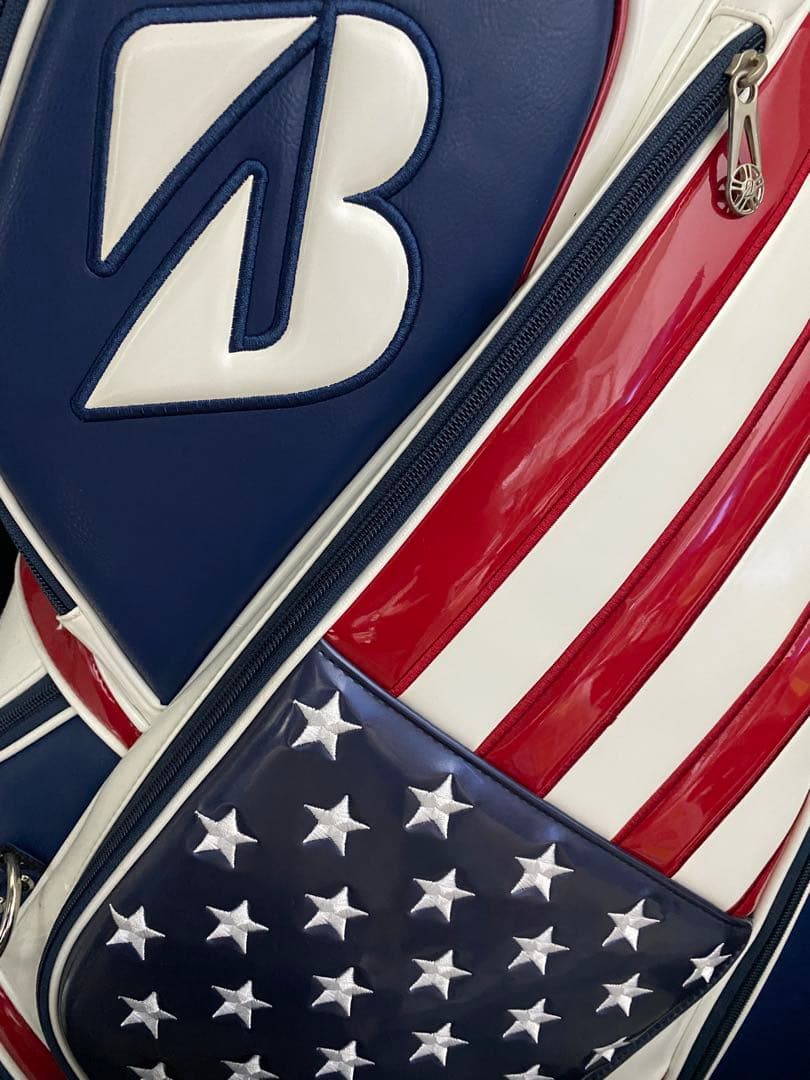 BRIDGESTONE ゴルフバッグ アメリカ国旗デザイン。メジャーコレクション
