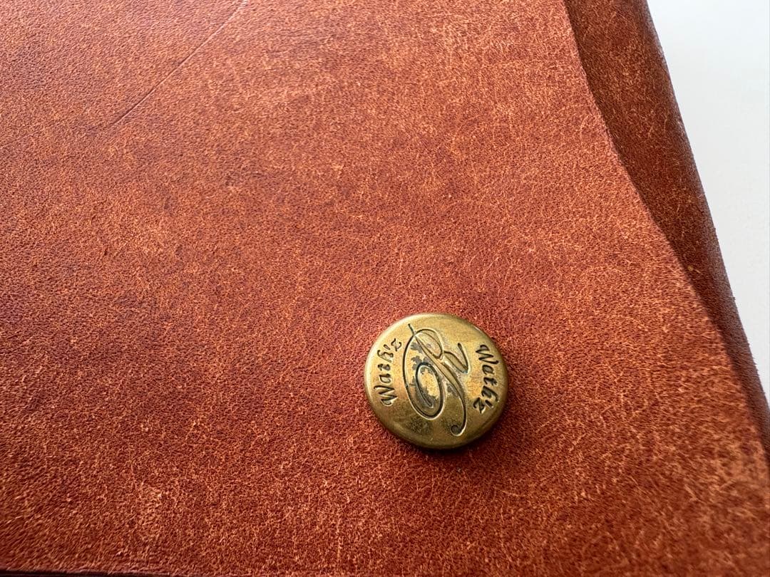 【美品】Ryu 2つ折り財布 レザー