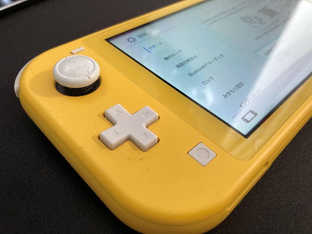Nintendo Switch Lite イエロー MicroSD128GB付き