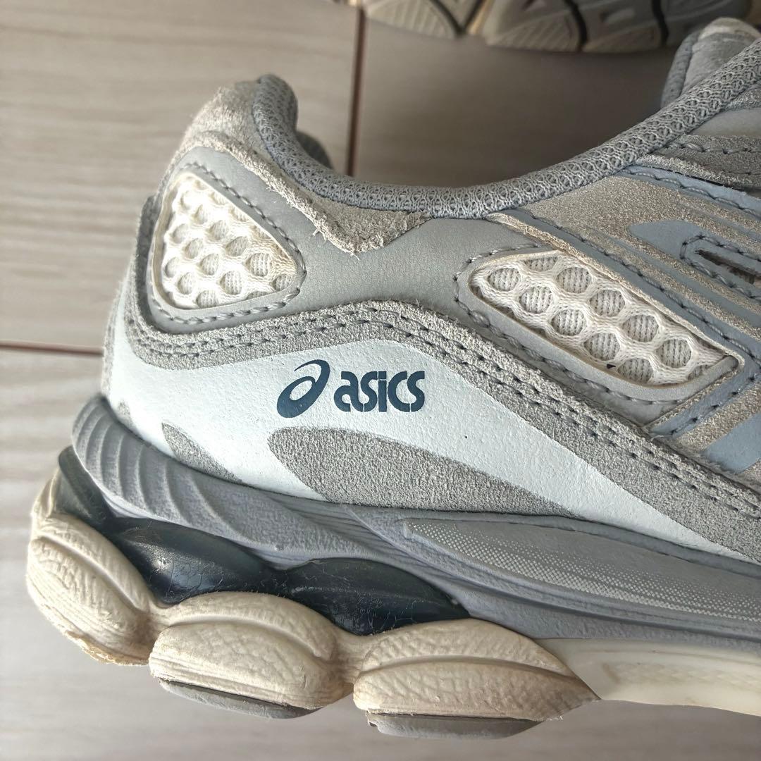asics GEL-NYC アイボリー/ミッドグレー 24.0