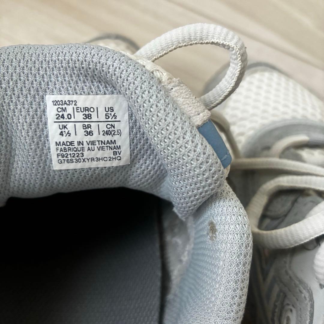 asics GEL-NYC アイボリー/ミッドグレー 24.0