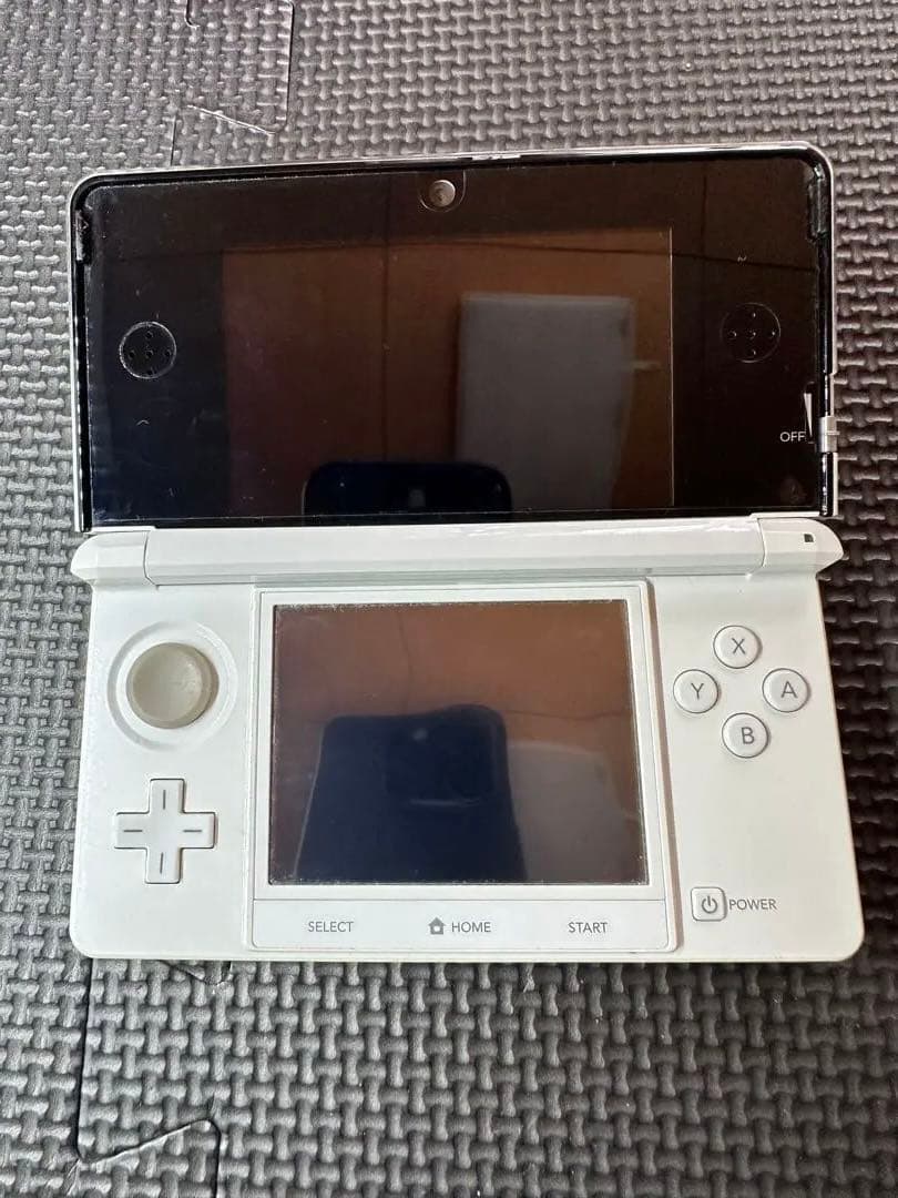 ニンテンドー 3DS プラス　ソフト3本 スマブラ、ムジュラの仮面