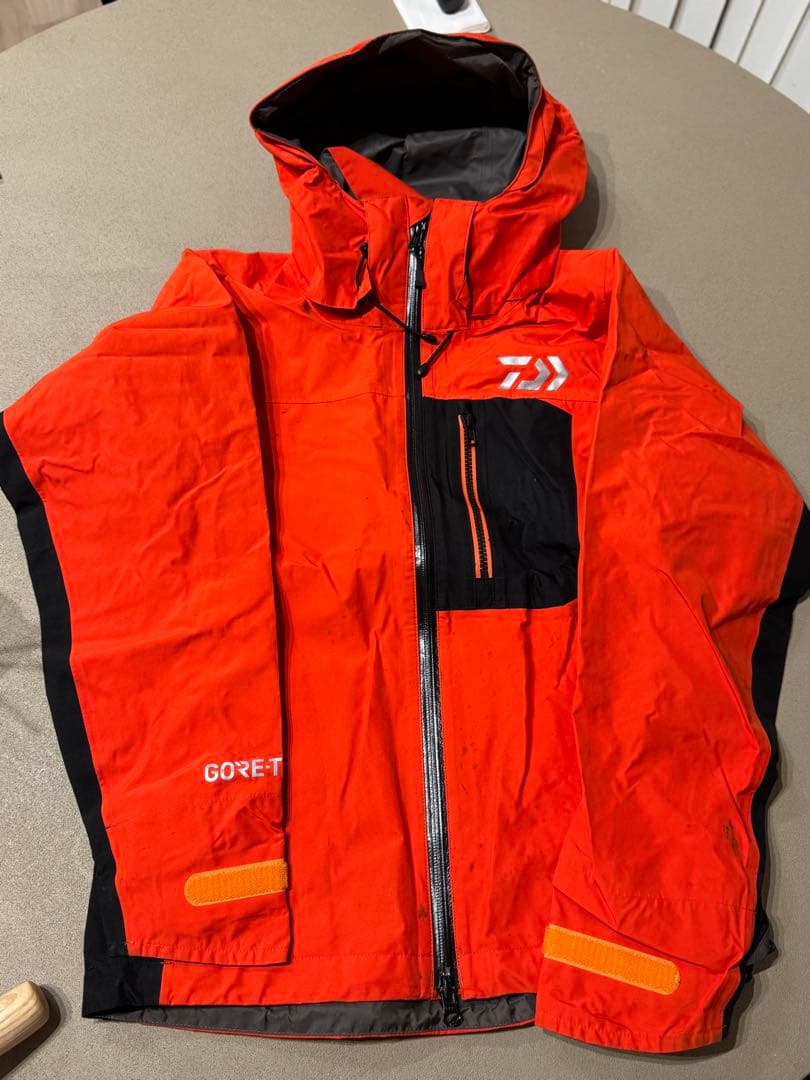 Daiwa GORE-TEX ジャケット&パンツ2点セット　オレンジ