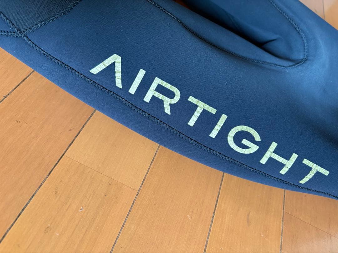 AIRTIGHT ブラック フルスーツ ネオプレン ML