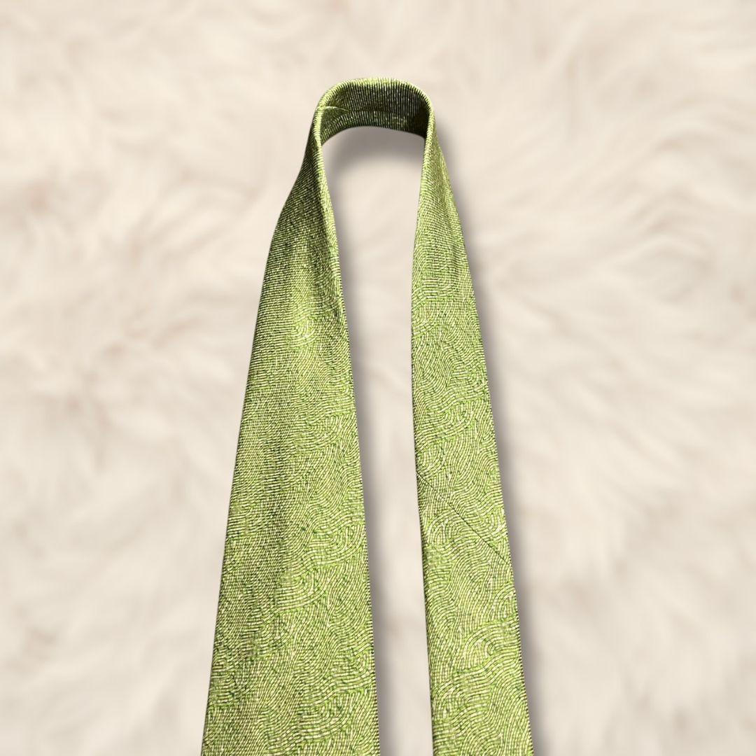 【未使用級✨】ブルガリ ソリッドタイ ライトグリーン セッテピエゲ 絹 ネクタイ