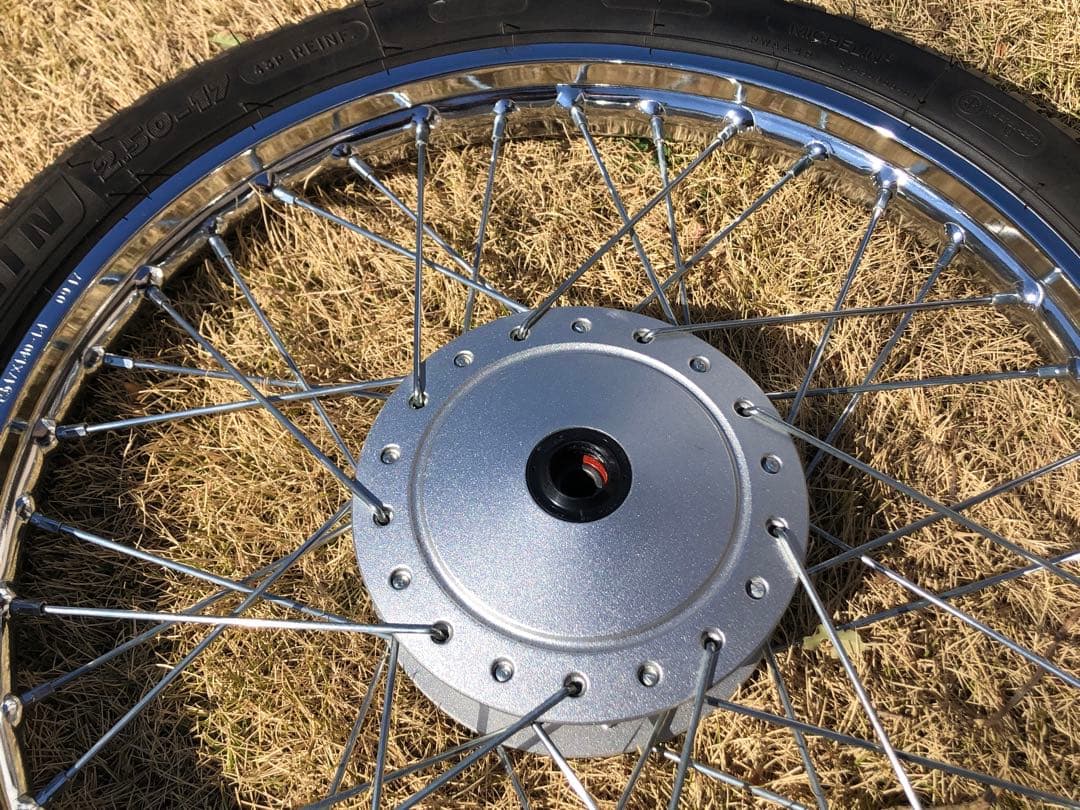 【美品】スーパーカブ　JA44（AA09 ）ホイール　前後（タイヤ付）