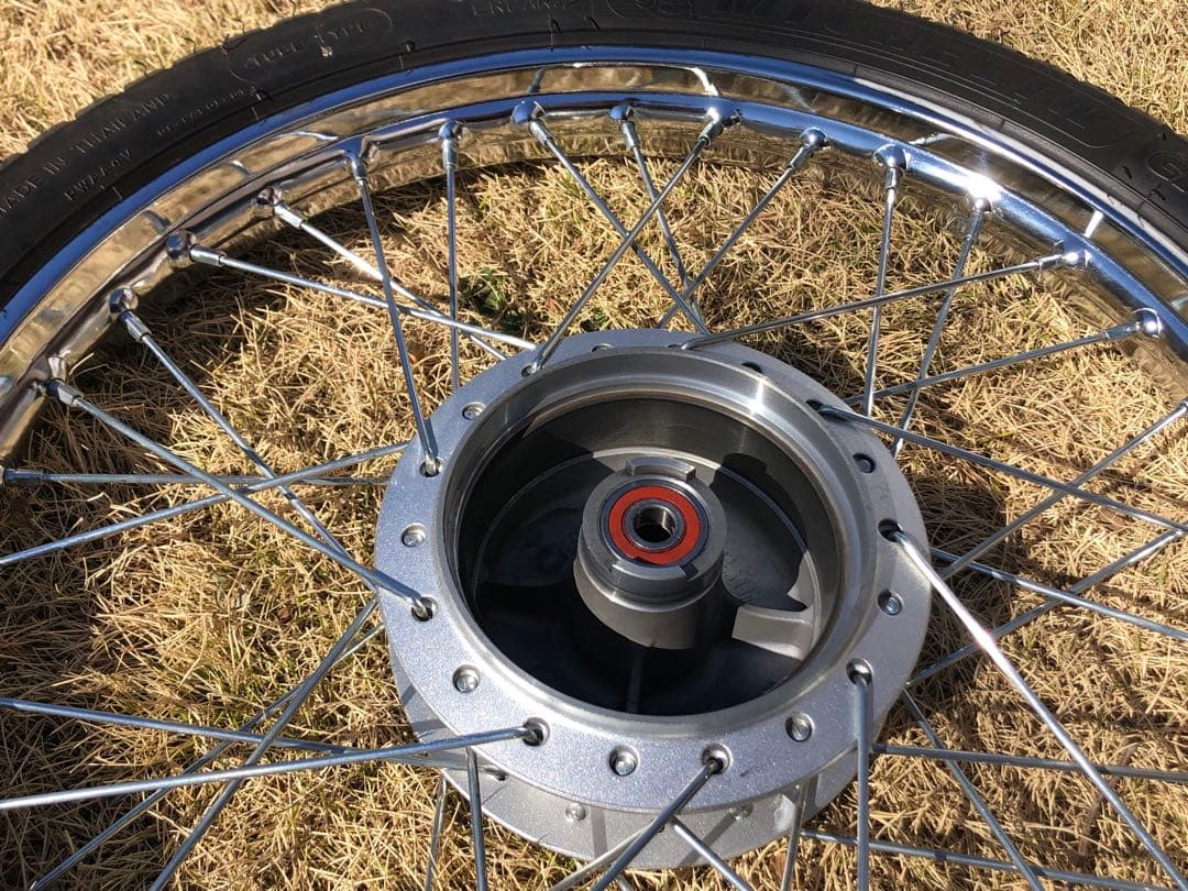 【美品】スーパーカブ　JA44（AA09 ）ホイール　前後（タイヤ付）