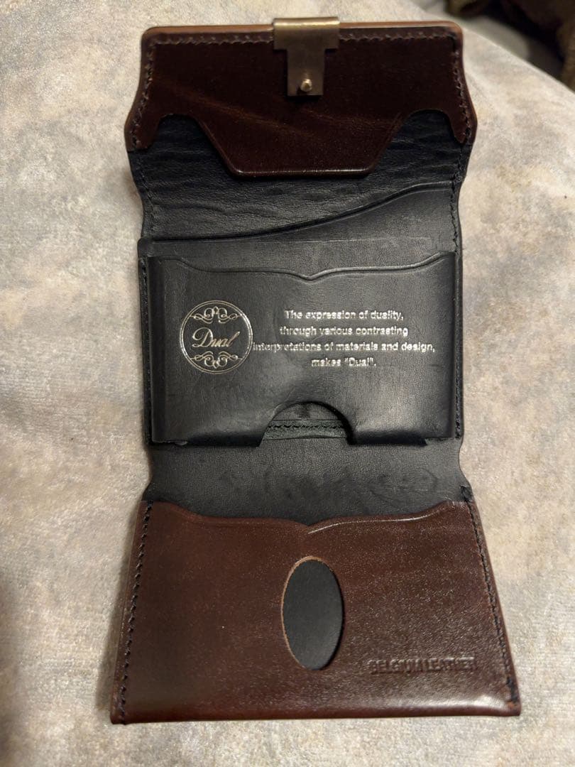 Dualコンパクトウォレット