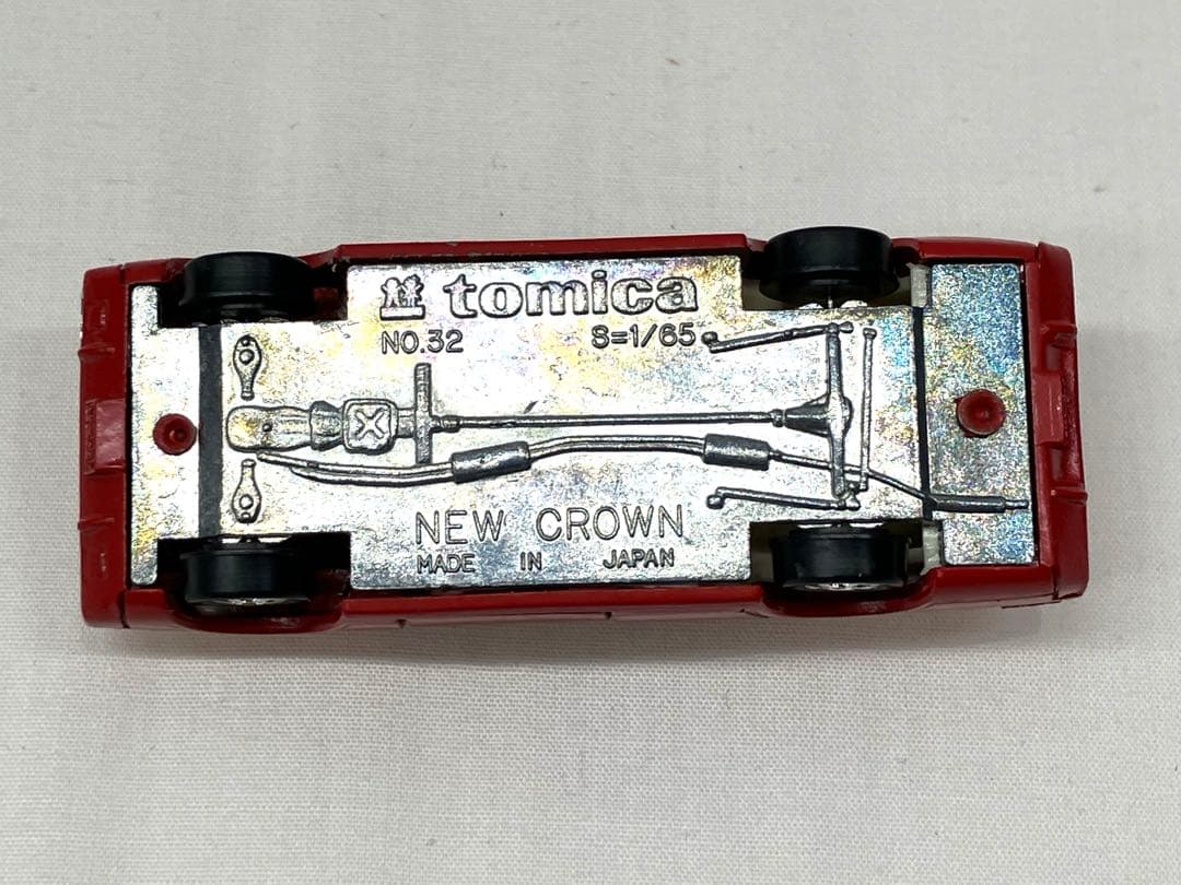 トミカ ニュー クラウン ファイアチーフカー No.27 黒箱