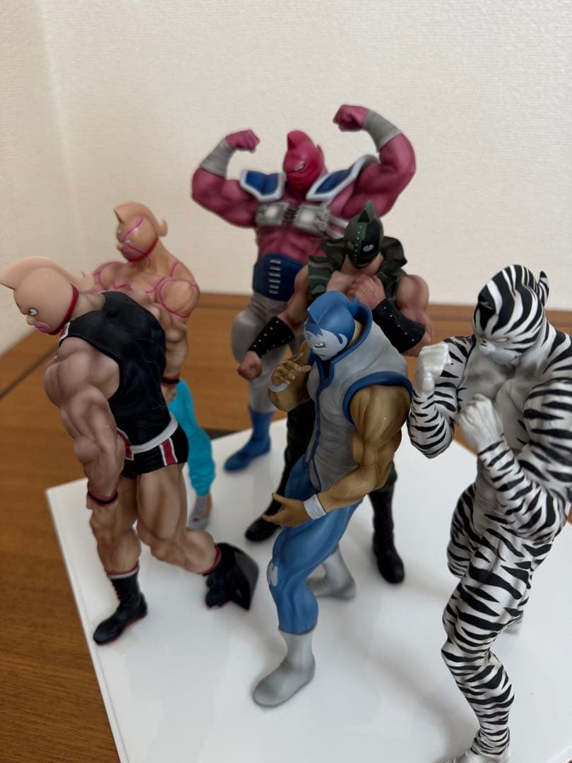 キン肉マンフィギュアUVカット加工アクリルケース付き