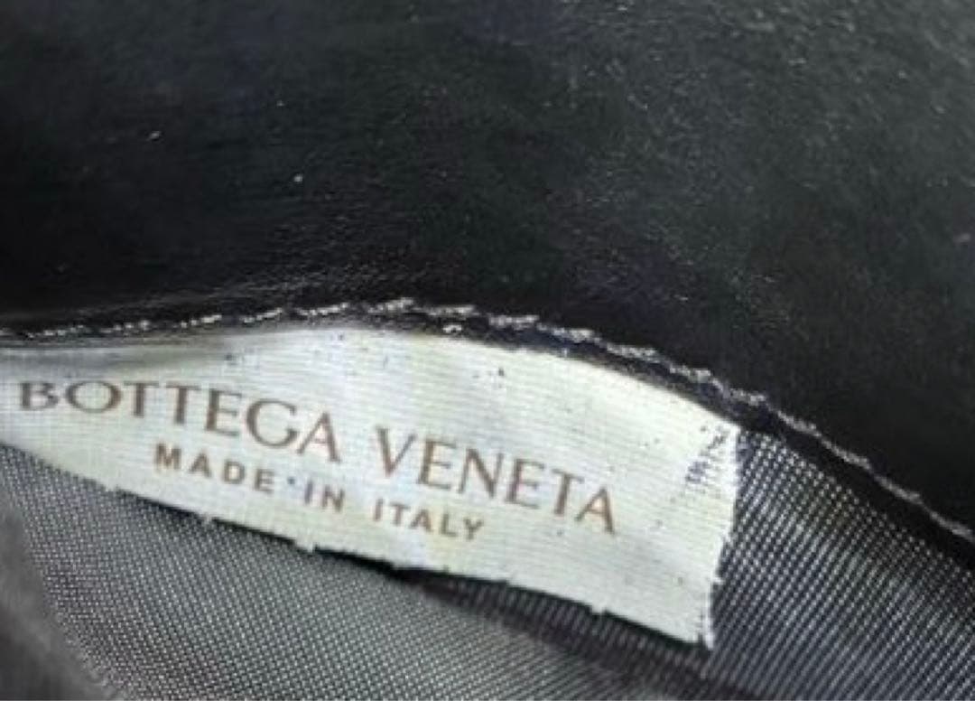 BOTTEGA VENETA カセット 三つ折り財布