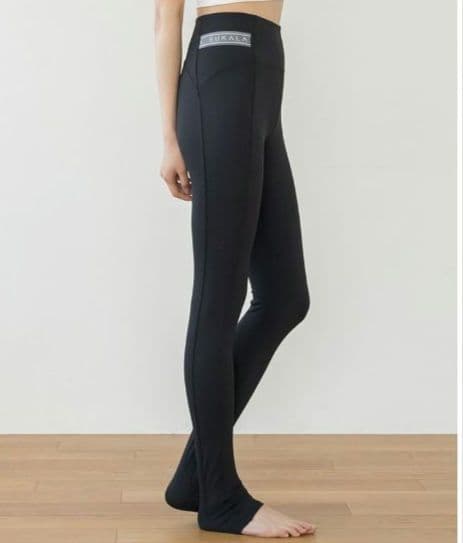 新作[SUKALA]サイドベルトトレンカレギンス