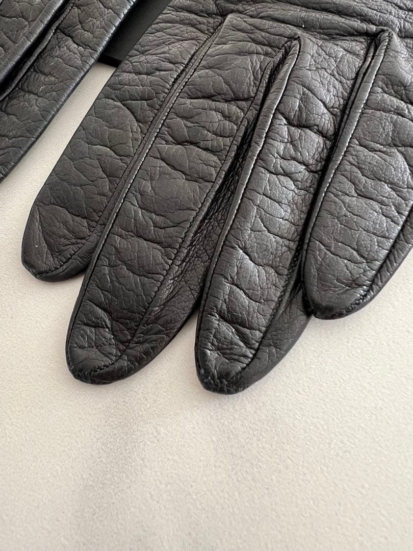 シャネル　グローブ　ロゴゴールドチャーム　黒　レザー　革　手袋　希少