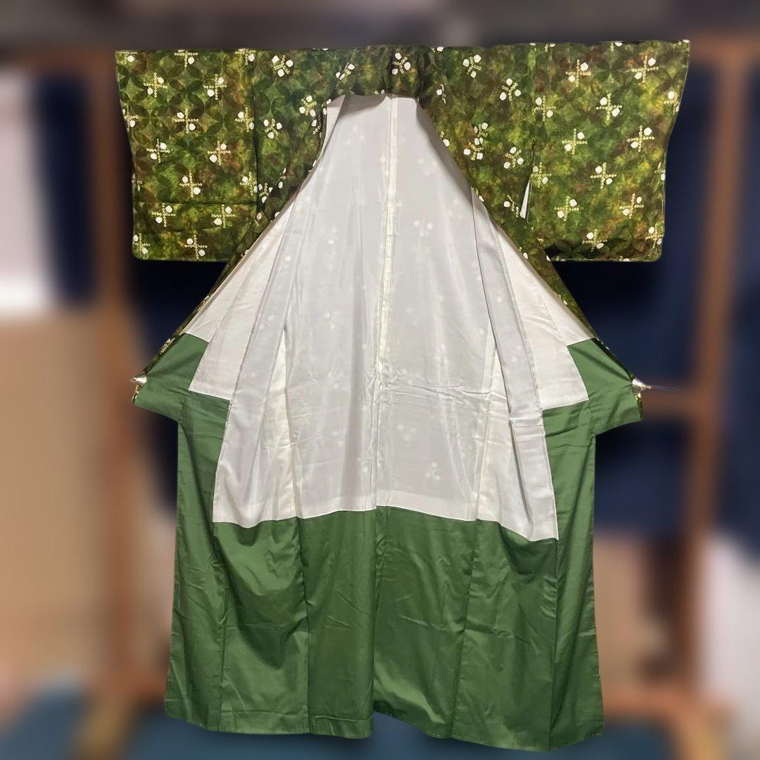 d*7様 no2417 絞り小紋しつけ糸付き