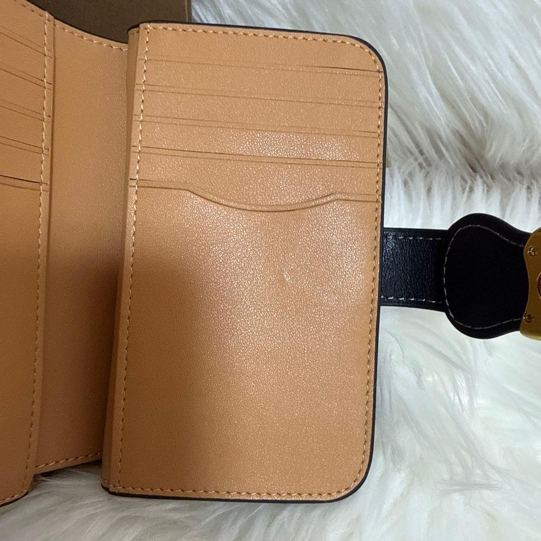 COACH ブラックレザー 二つ折り財布