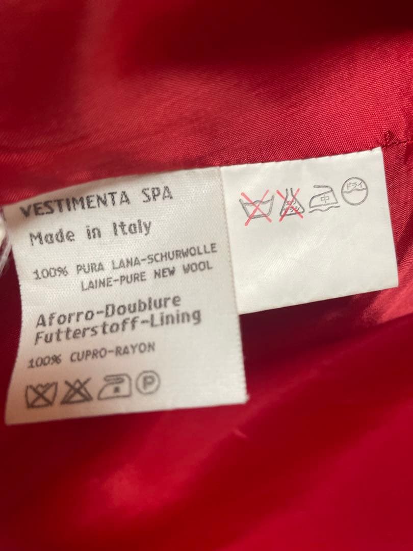 ジョルジオアルマーニ　テーラードジャケット 赤 40サイズ