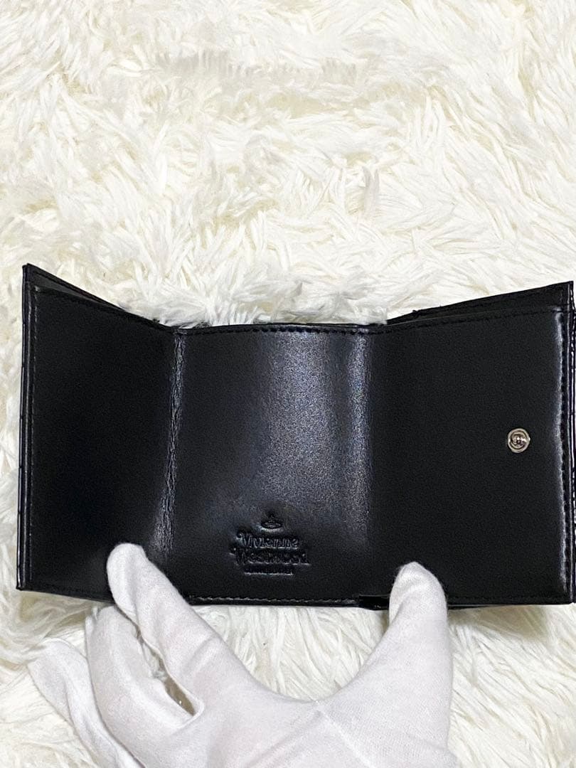 即完売⭐︎Vivienne Westwood 三つ折り財布