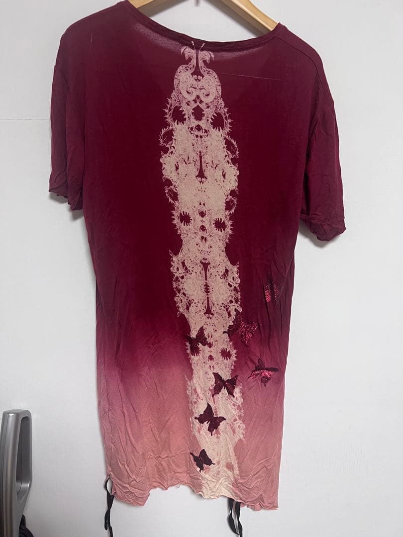 限定値下げ　kmrii Tシャツ 蝶々 マグノリア柄