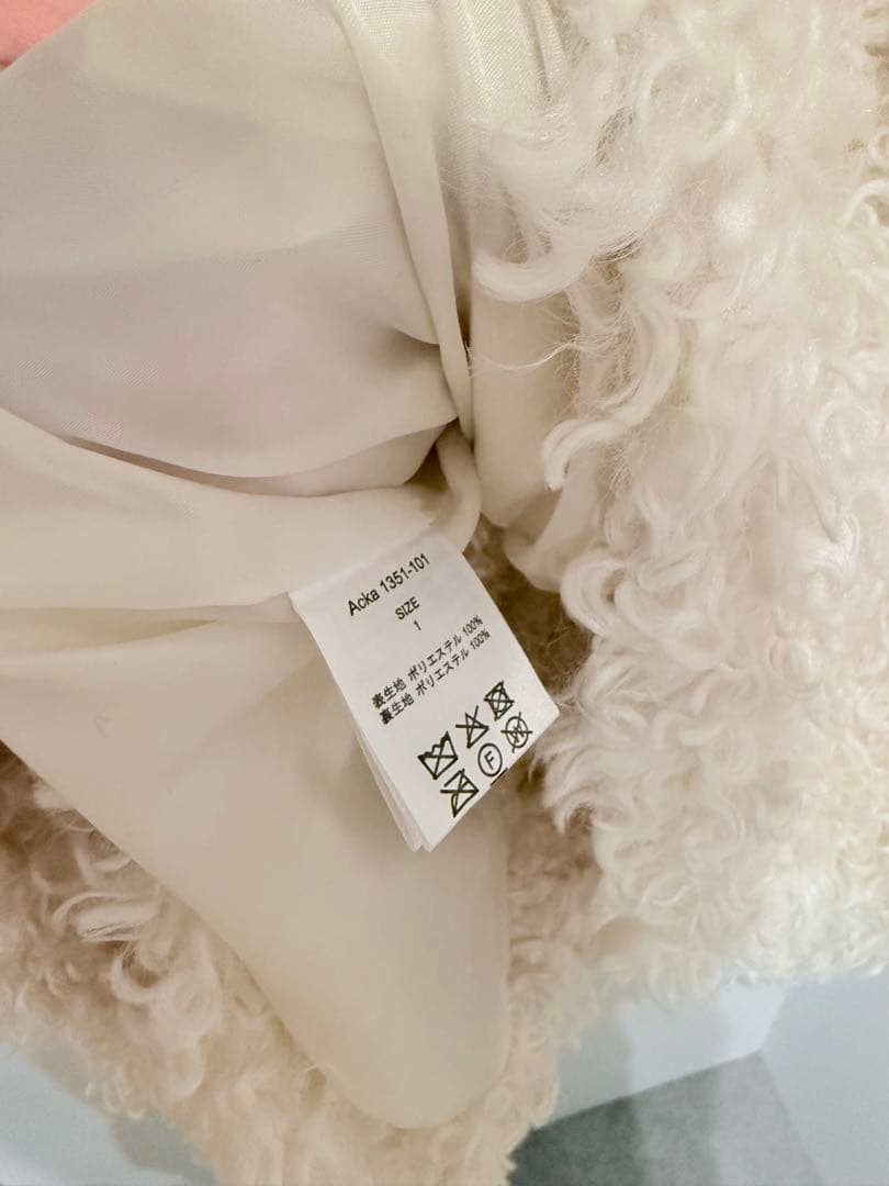 Acka. teddy loop coat / ホワイト