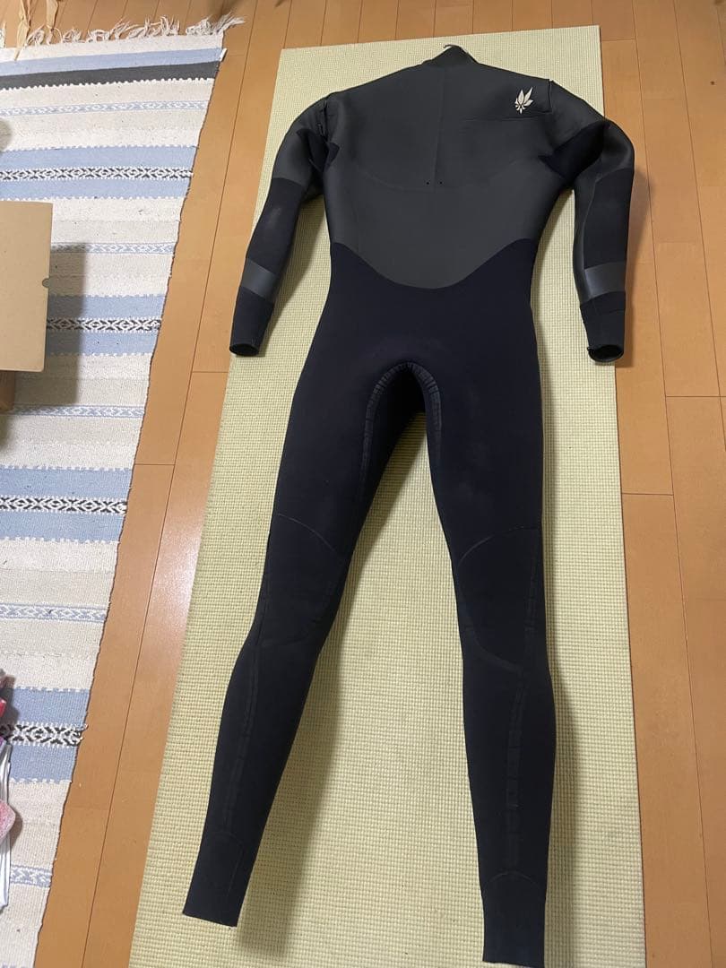 2022FWフルスーツセミドライ4/3mm hybrid u-zip